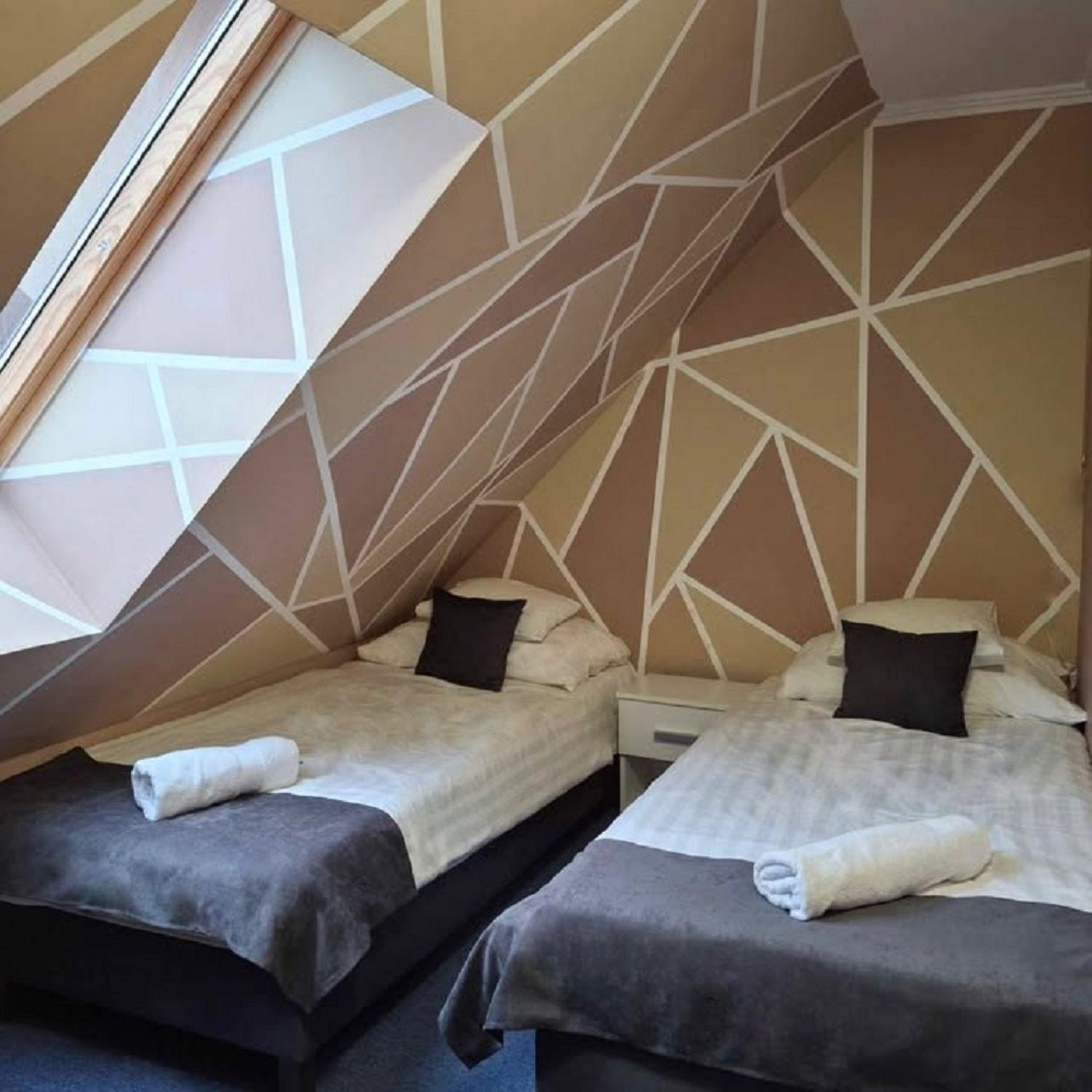 Hotel Unicornis Егер Екстериор снимка